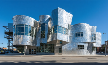 découvrez frank gehry, l'architecte visionnaire qui révolutionne l'architecture en réinventant les formes du déconstructivisme avec des créations audacieuses et innovantes.